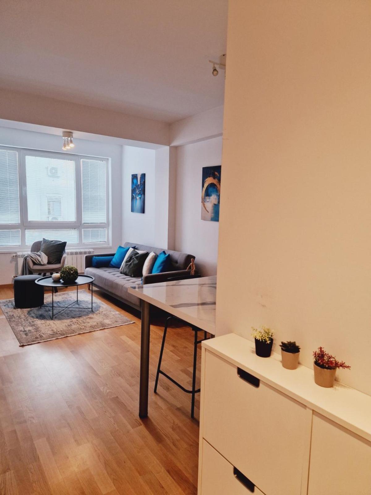 Kamche Lux Apartment Skopje Buitenkant foto