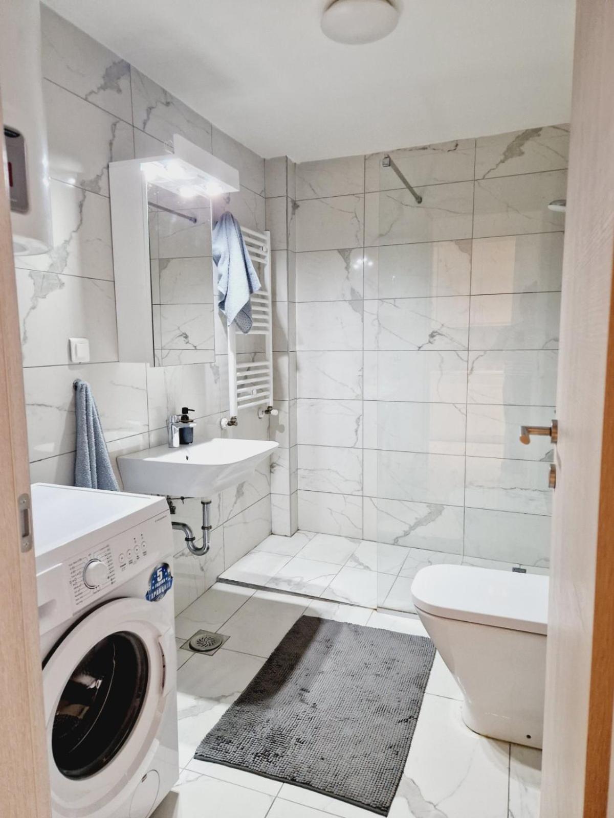 Kamche Lux Apartment Skopje Buitenkant foto