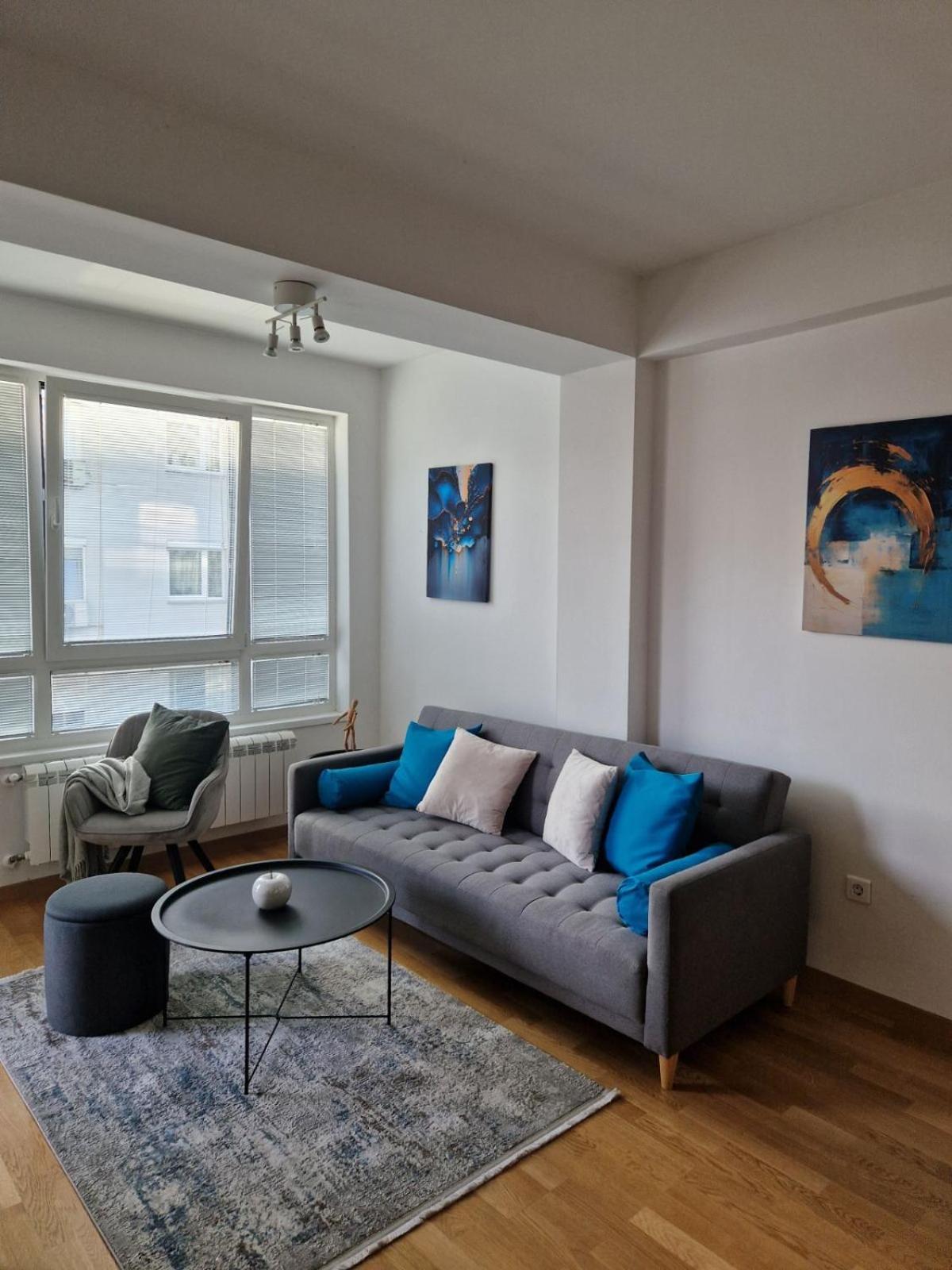 Kamche Lux Apartment Skopje Buitenkant foto