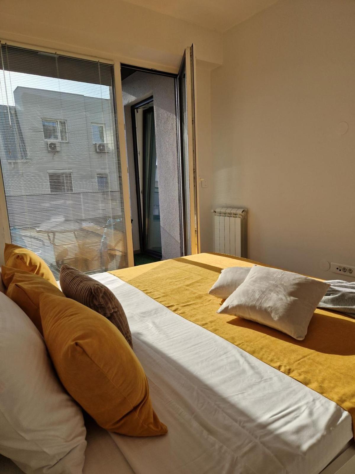 Kamche Lux Apartment Skopje Buitenkant foto